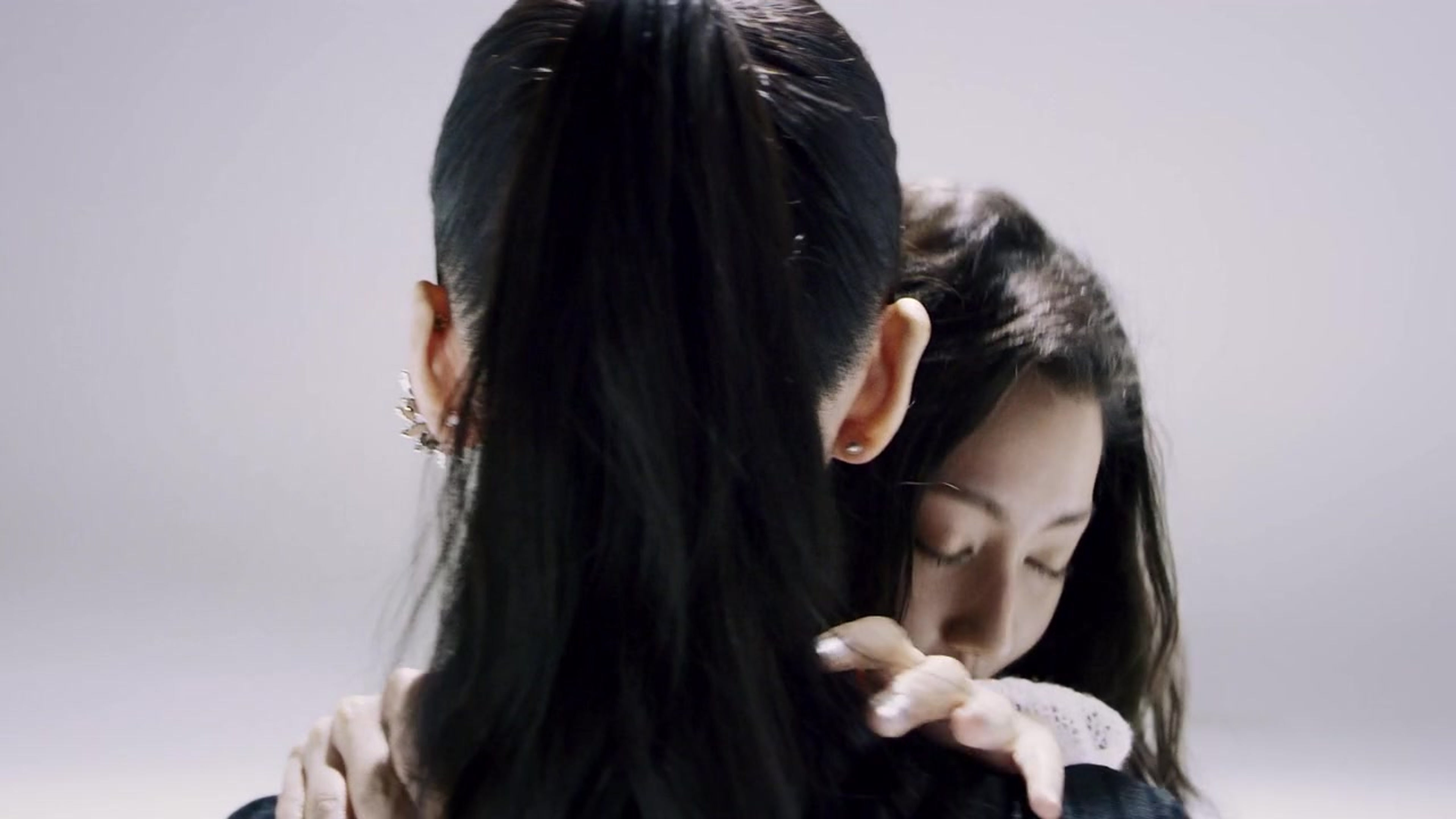 MUSIC VIDEO